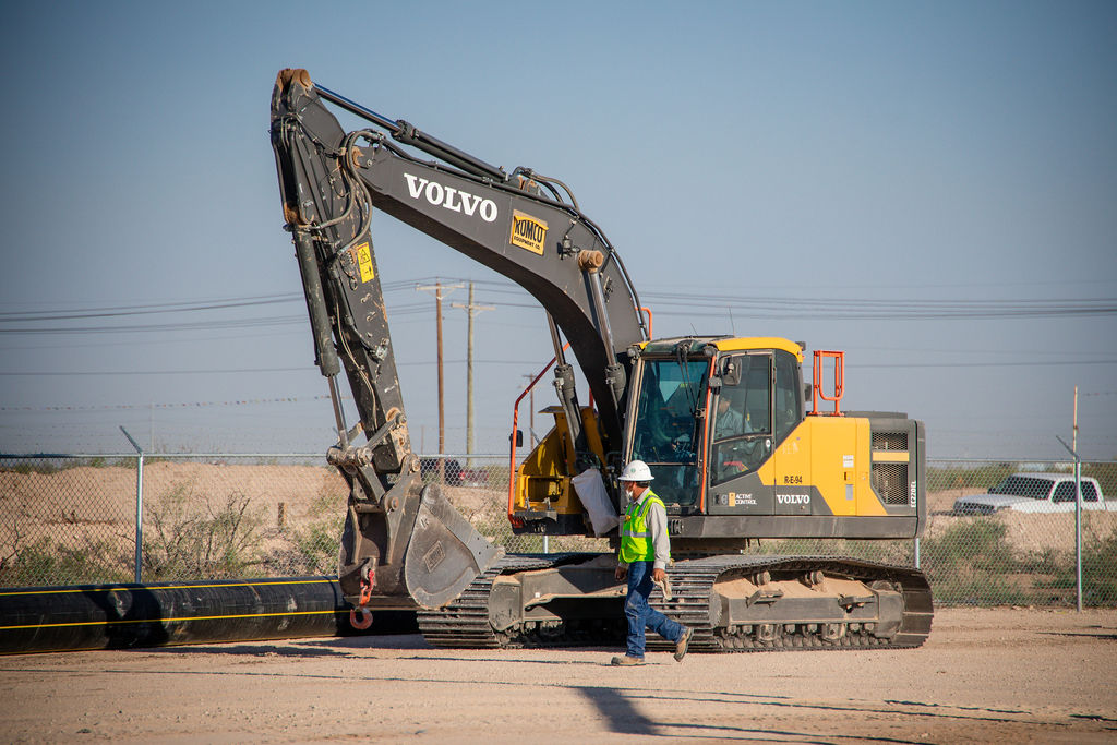 Civil construction worker and machinery